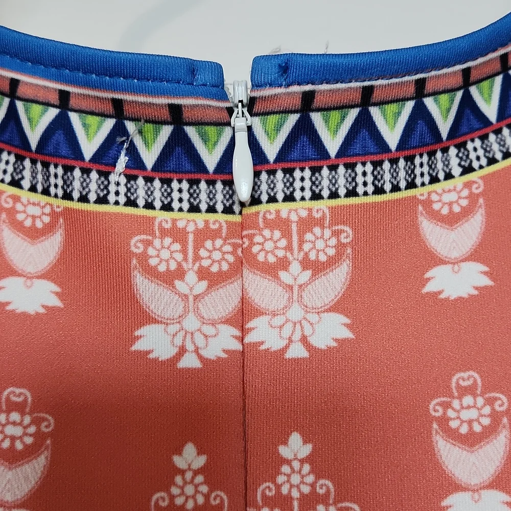 Dress - Picture 4 of 4